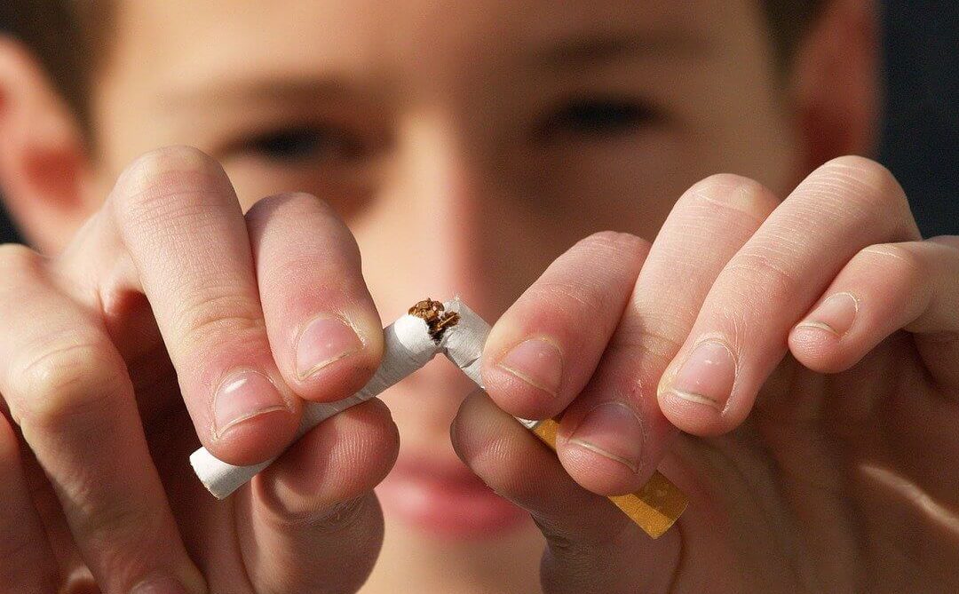 How Smoking Affects Your Dental Health?